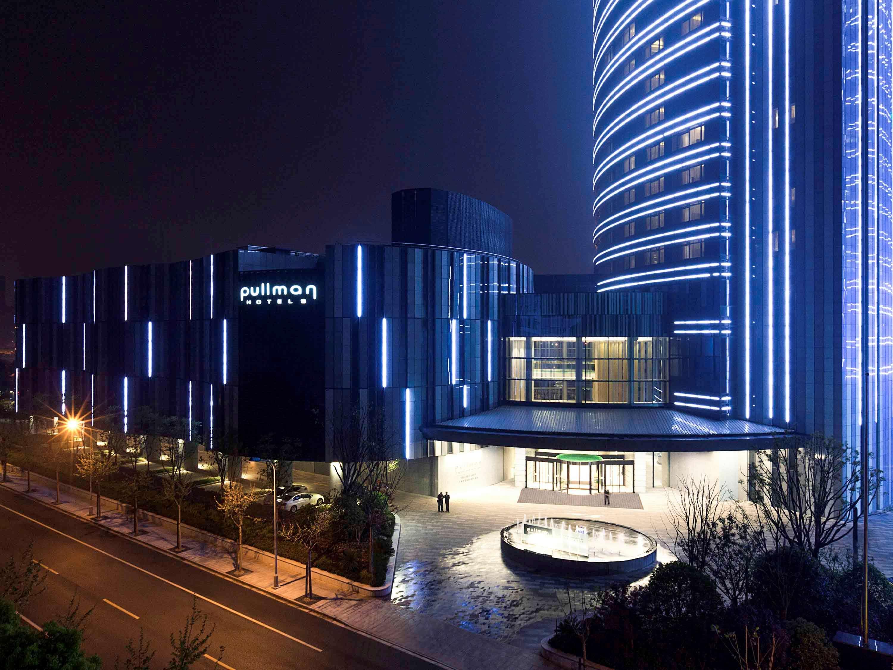 Pullman Shanghai Xuhui Exteriör bild
