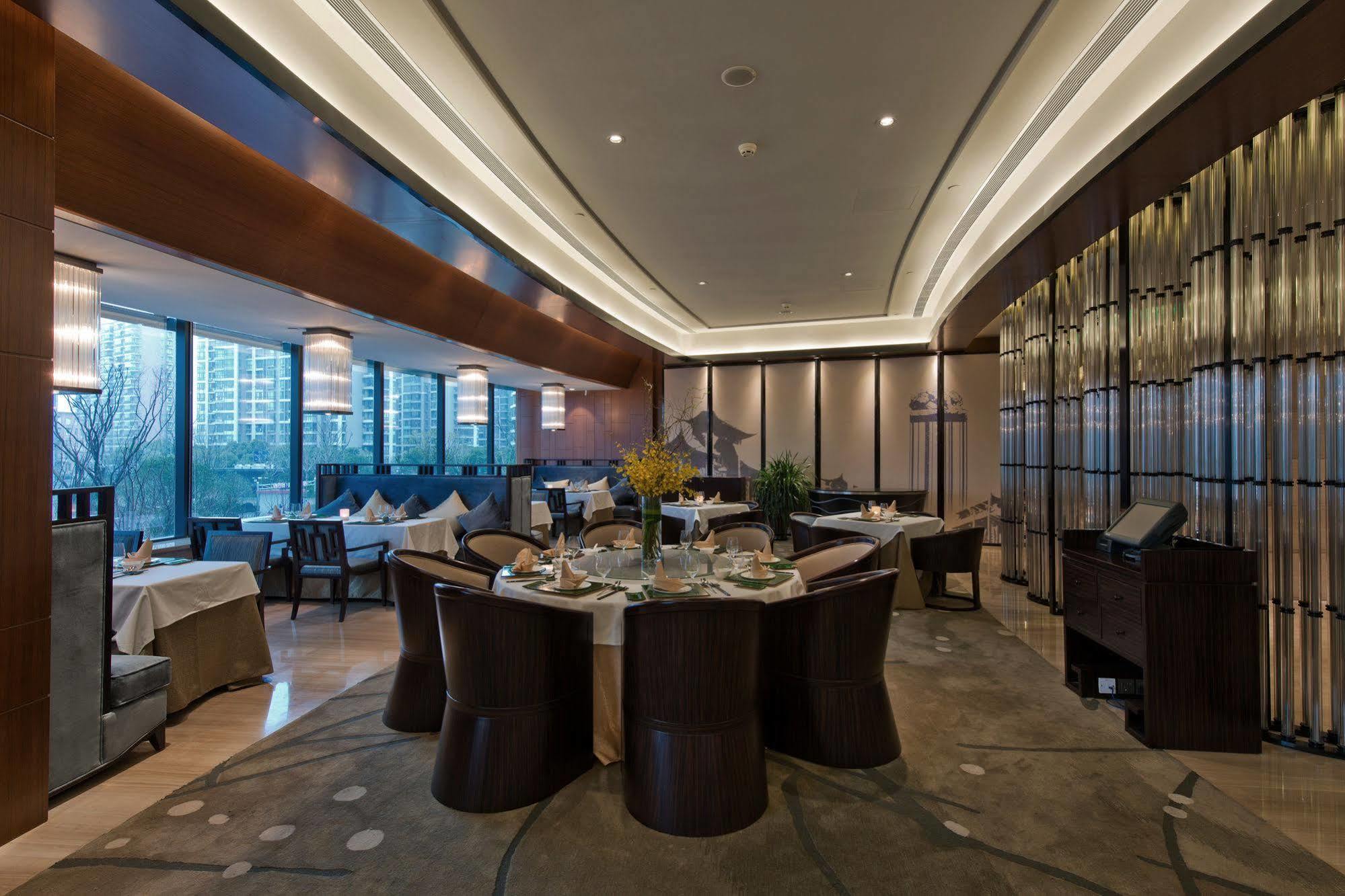 Pullman Shanghai Xuhui Exteriör bild
